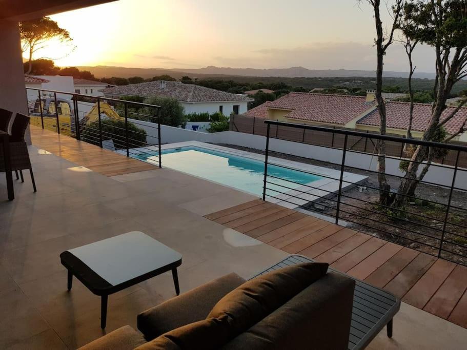 Villa Neuve Avec Piscine Bonifacio  Kültér fotó